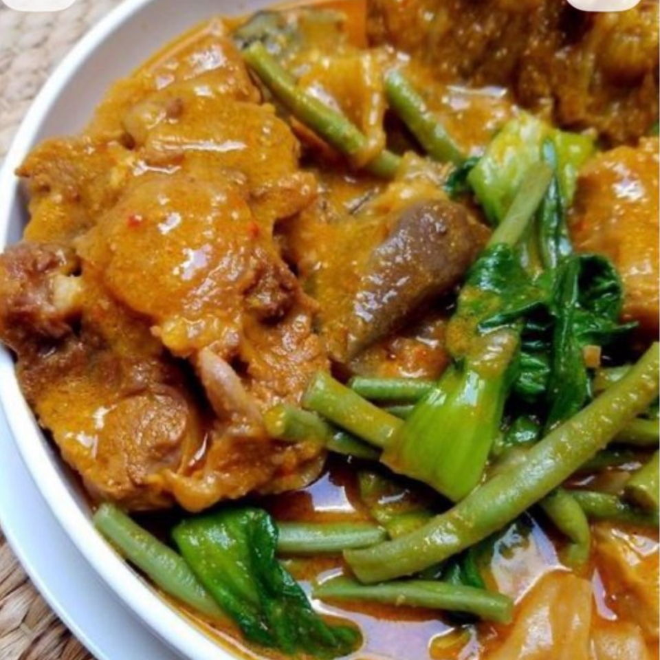 Kare-Kare with vegetables